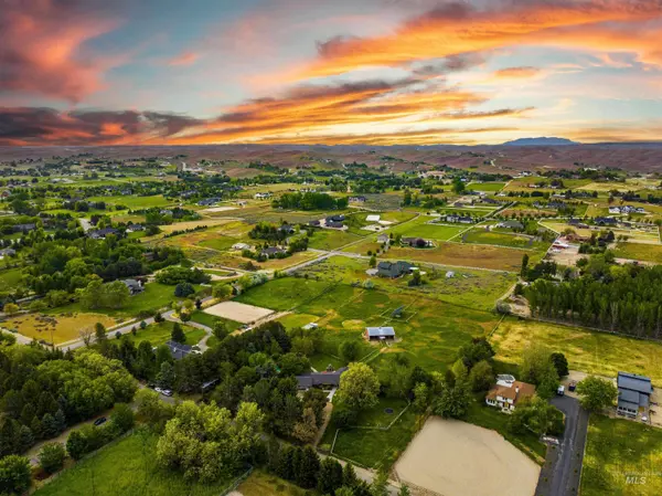 440 W Valli Hi Road, Eagle, ID 83616