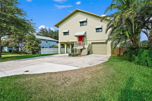 3924 BEACH DR SE, Saint Petersburg, FL 33705