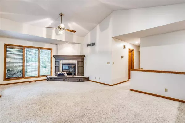 8311 W Garden Ridge St, Wichita, KS 67205