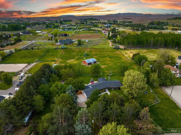 440 W Valli Hi Road, Eagle, ID 83616