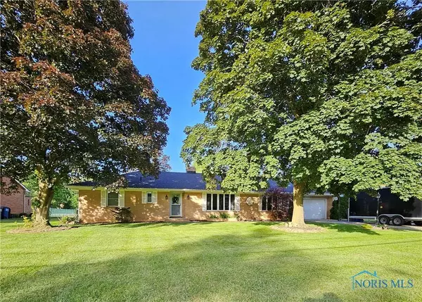 2445 Green Valley DR, Toledo, OH 43614