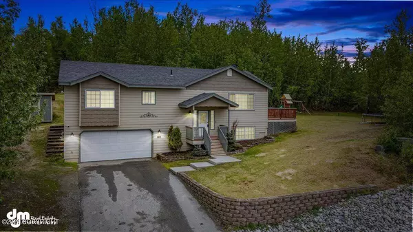 269 S Vickie CIR, Wasilla, AK 99645