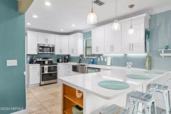 14114 DRAKES POINT DR, Jacksonville, FL 32224