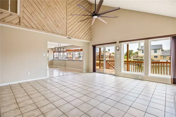 13625 Catamaran DR, Corpus Christi, TX 78418