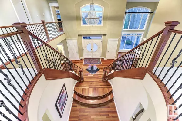 1144 119 ST NW, Edmonton, AB T6J 7H7