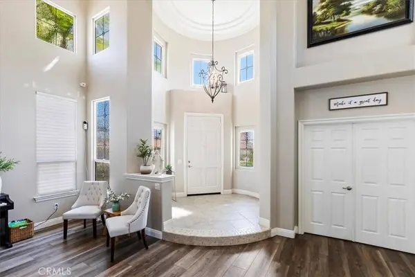 4476 Birdie DR, Corona, CA 92883