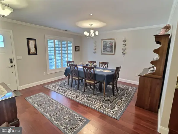 1042 VILLA DR, Lebanon, PA 17042