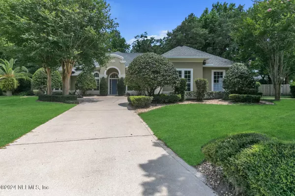 929 E PLEASANT PL, St Johns, FL 32259