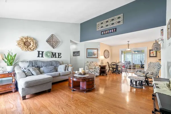 520 Ginkgo Dr, Clarksville, TN 37042