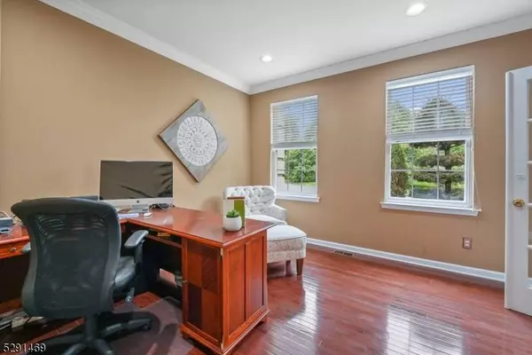 6 Princeton Highlands Blvd, Franklin Twp., NJ 08540