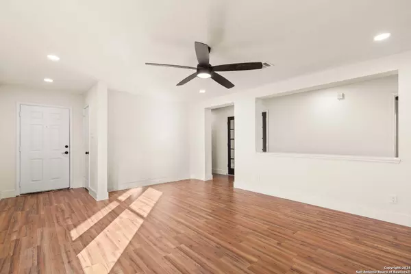 11130 ICICLE BENCH, San Antonio, TX 78254-5423