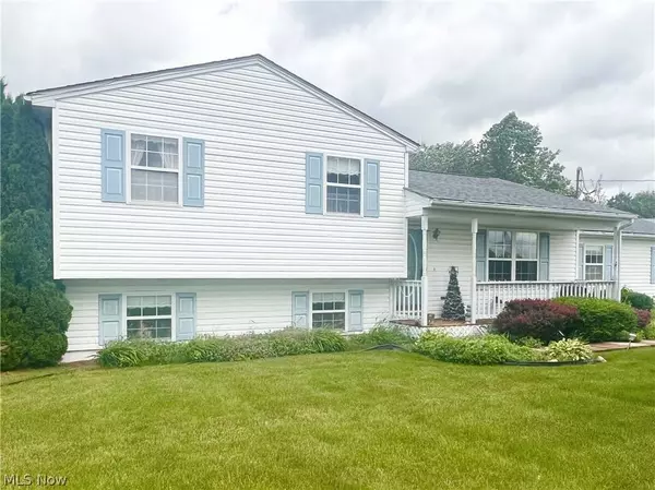 47254 Timber Run ST, New Waterford, OH 44445