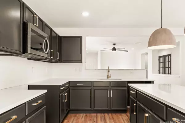 11130 ICICLE BENCH, San Antonio, TX 78254-5423