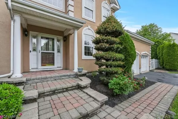 6 Princeton Highlands Blvd, Franklin Twp., NJ 08540