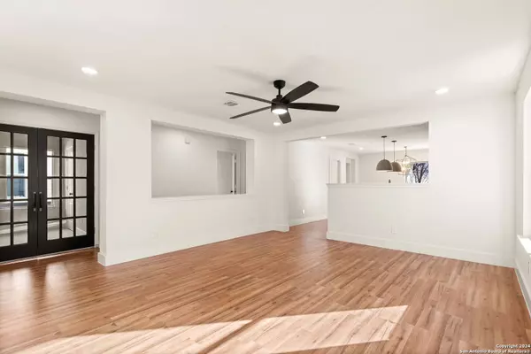 11130 ICICLE BENCH, San Antonio, TX 78254-5423