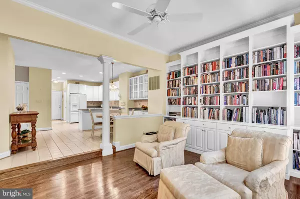 11105 POTOMAC CREST DR, Potomac, MD 20854