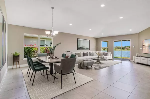 212 GRANDE SUNNINGDALE LOOP, Daytona Beach, FL 32124