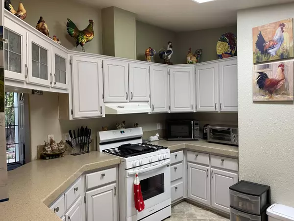 168 N 200 W, Ivins, UT 84738