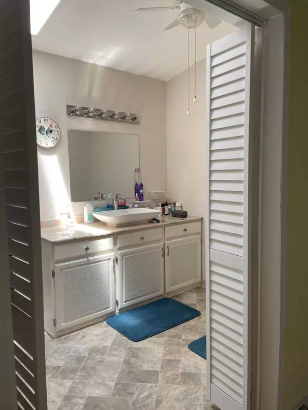 168 N 200 W, Ivins, UT 84738