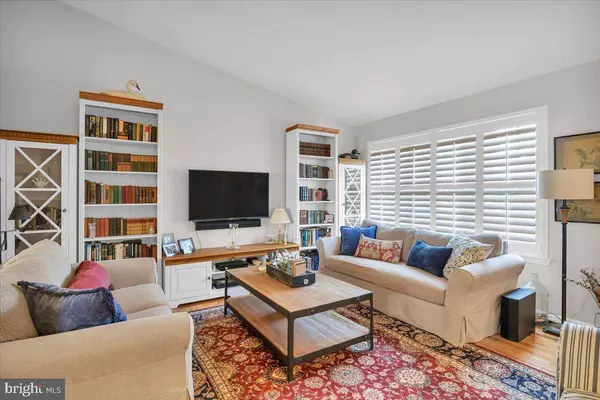 509 HOWEY DR, Mullica Hill, NJ 08062