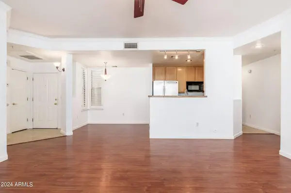 2992 N MILLER Road #105, Scottsdale, AZ 85251