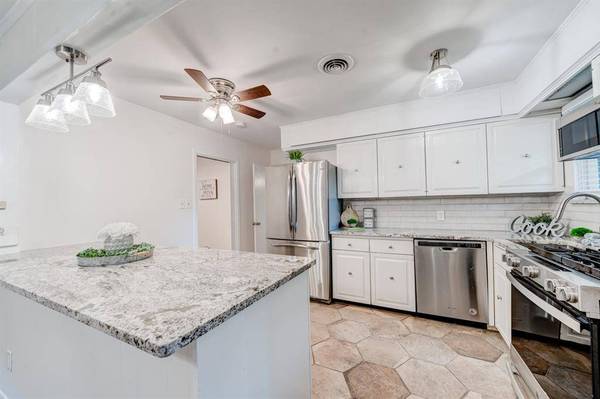 4413 W 43rd ST, Houston, TX 77092