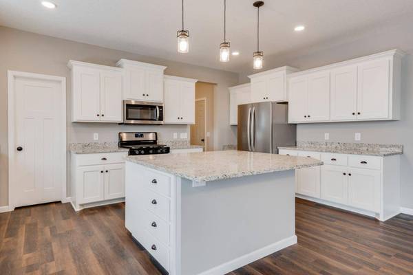 7655 Pleasant View DR, Mounds View, MN 55112