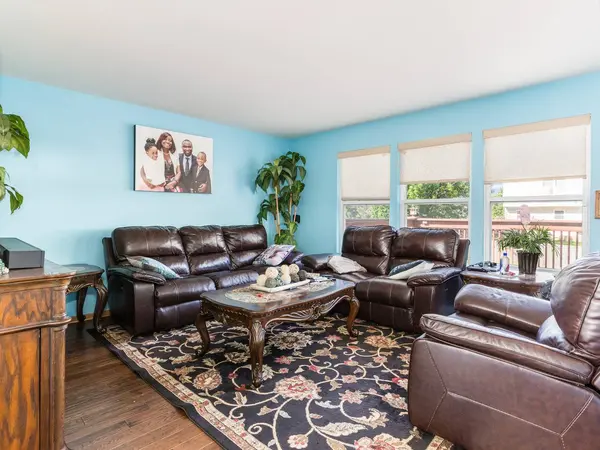 5813 LAKE POINTE Drive, Plainfield, IL 60586