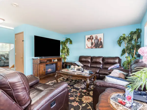 5813 LAKE POINTE Drive, Plainfield, IL 60586