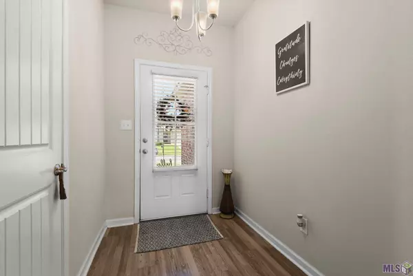 10711 DODGER DR, Denham Springs, LA 70726