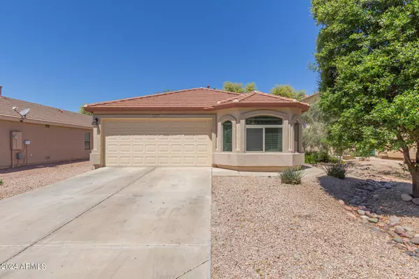 4152 E TANZANITE Lane, San Tan Valley, AZ 85143
