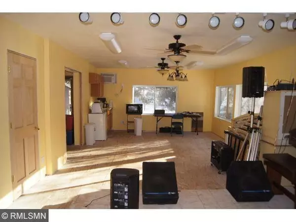 513 3rd ST, Mora, MN 55051