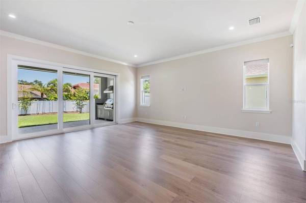 2885 MOONBEAM WAY, Clearwater, FL 33759