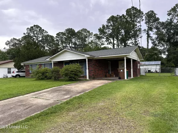 209 Shalimar Drive, Long Beach, MS 39560