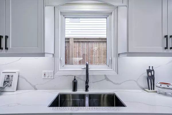 348 Wellesley St E, Toronto, ON M4X 1H3