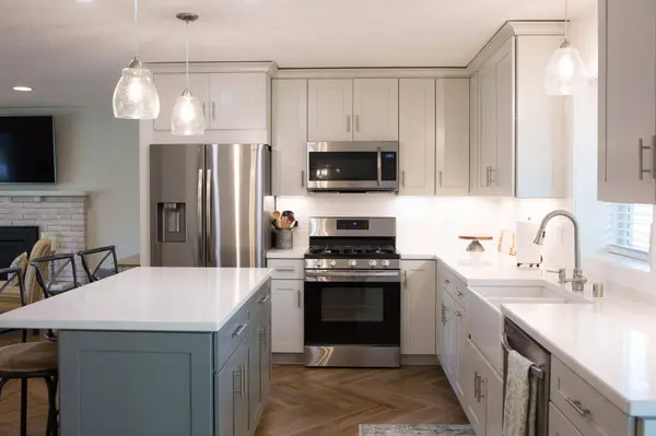 3008 Ensign AVE N, New Hope, MN 55427