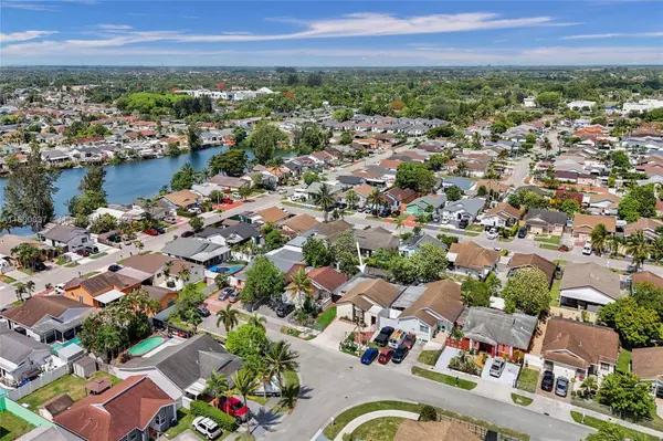 19324 SW 122nd Ct, Miami, FL 33177