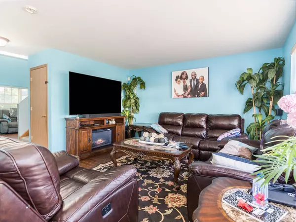 5813 LAKE POINTE DR, Plainfield, IL 60586