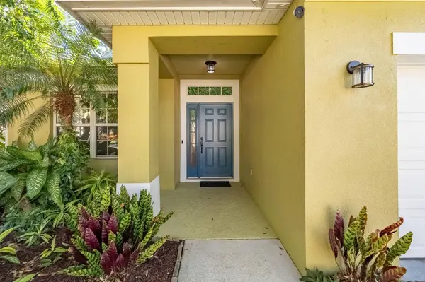 392 Waterside CIR, Titusville, FL 32780