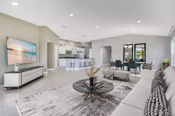 212 GRANDE SUNNINGDALE LOOP, Daytona Beach, FL 32124