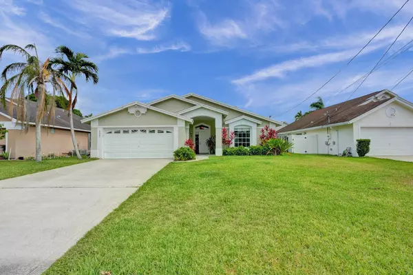 6067 Hollywood ST, Jupiter, FL 33458