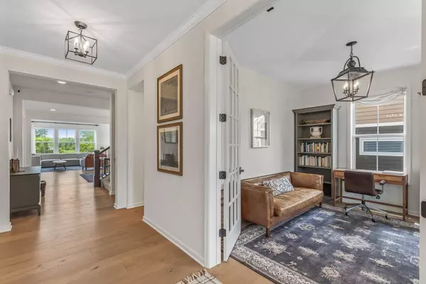 16340 Draft Horse BLVD, Lakeville, MN 55044