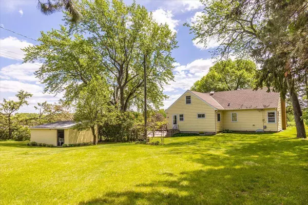 562 Highway 55 Road, Medina, MN 55340