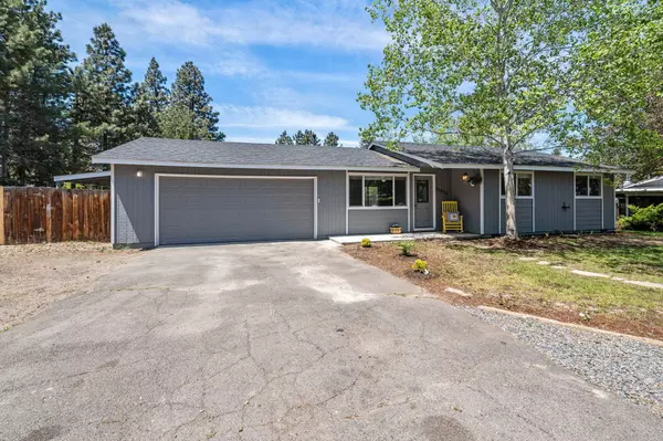 61805 Fargo Ln, Bend, OR 97702