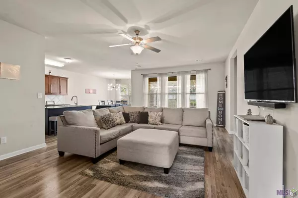 10711 DODGER DR, Denham Springs, LA 70726