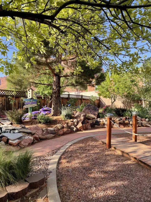 168 N 200 W, Ivins, UT 84738