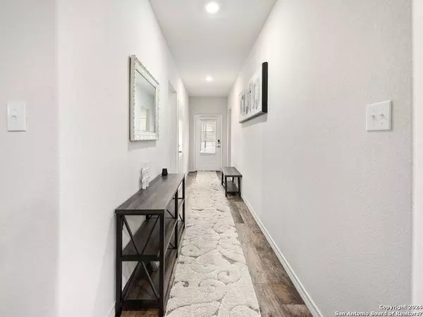 379 PEBBLE CREEK RUN, New Braunfels, TX 78130