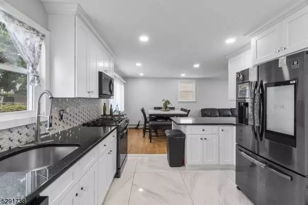 17 Melwex St, Belleville Twp., NJ 07109