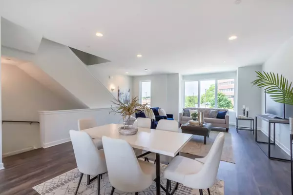 1225 Shermer RD, Northbrook, IL 60062