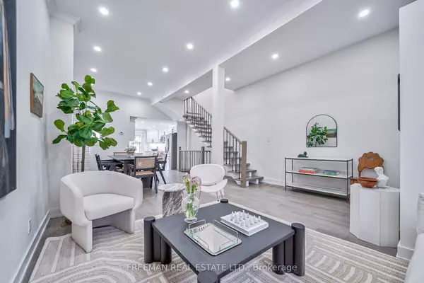 348 Wellesley St E, Toronto, ON M4X 1H3